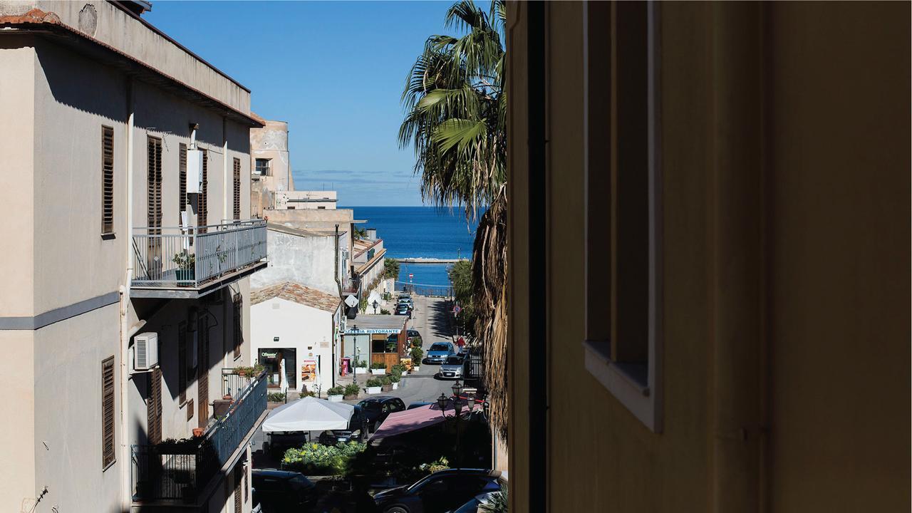 Hotel La Piazzetta Castellammare del Golfo Exterior foto