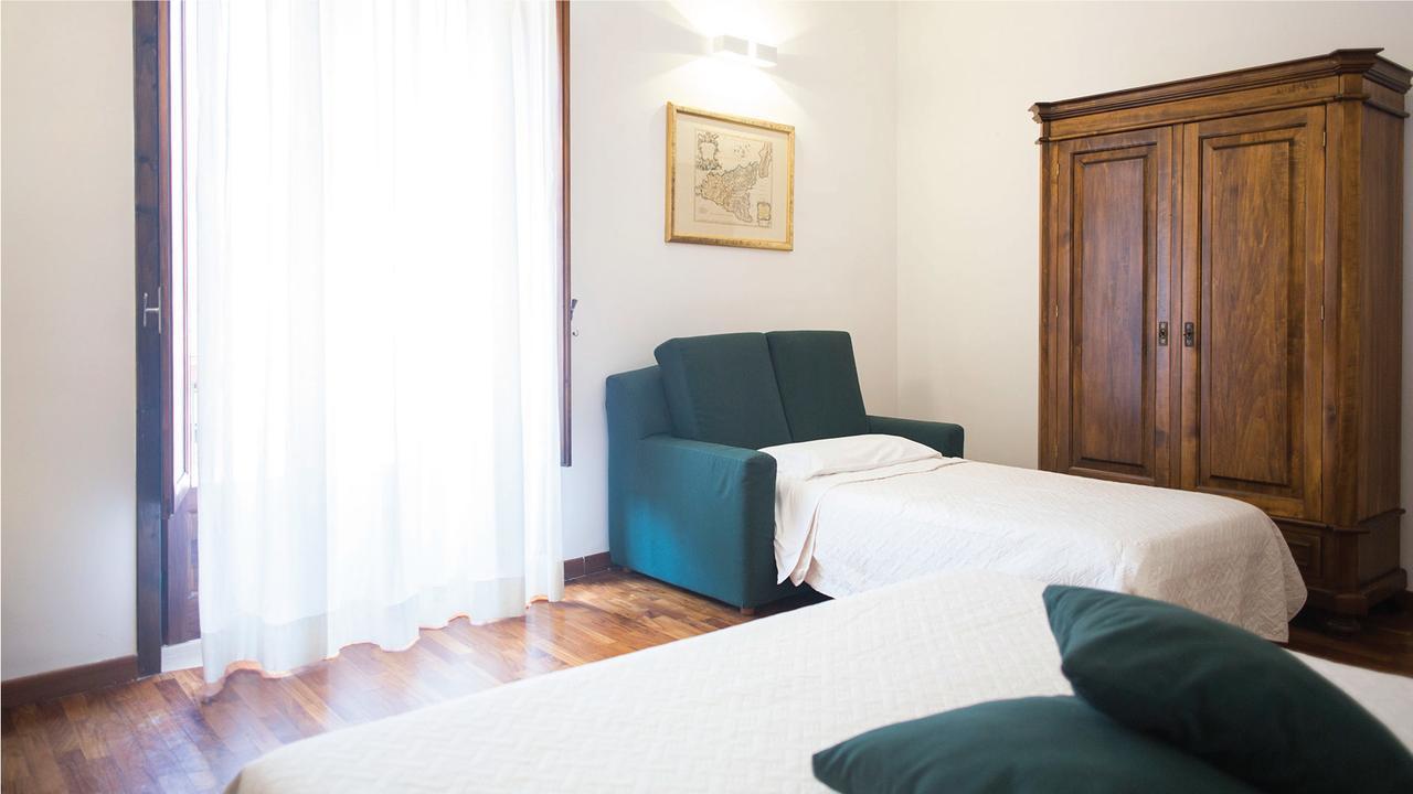 Hotel La Piazzetta Castellammare del Golfo Exterior foto