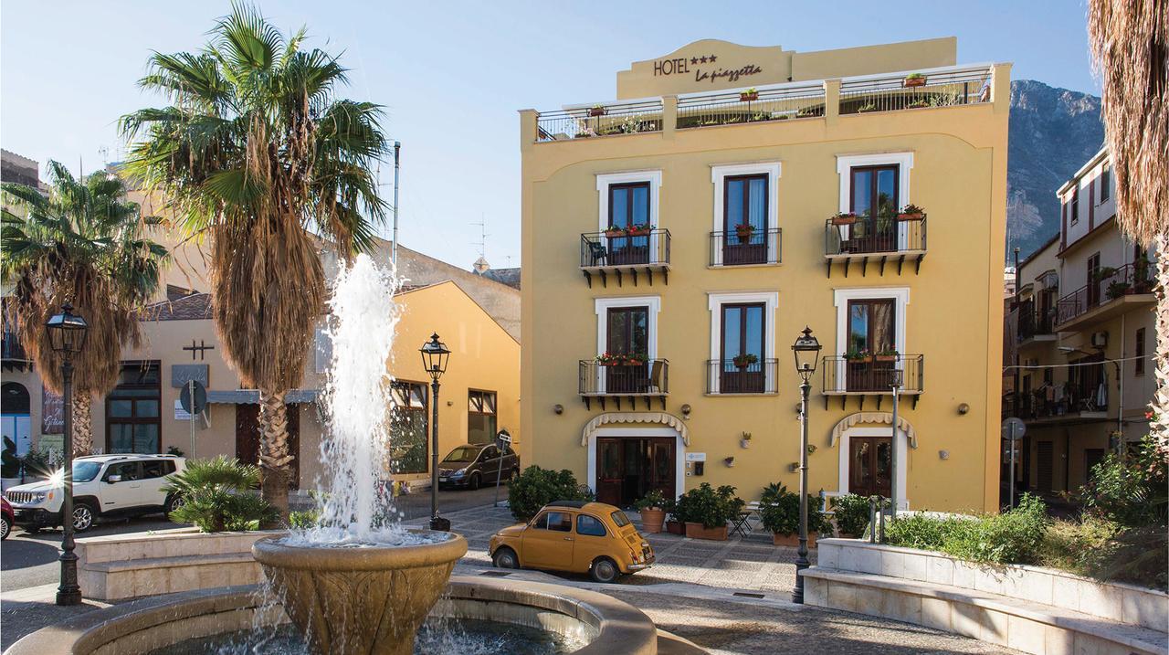 Hotel La Piazzetta Castellammare del Golfo Exterior foto