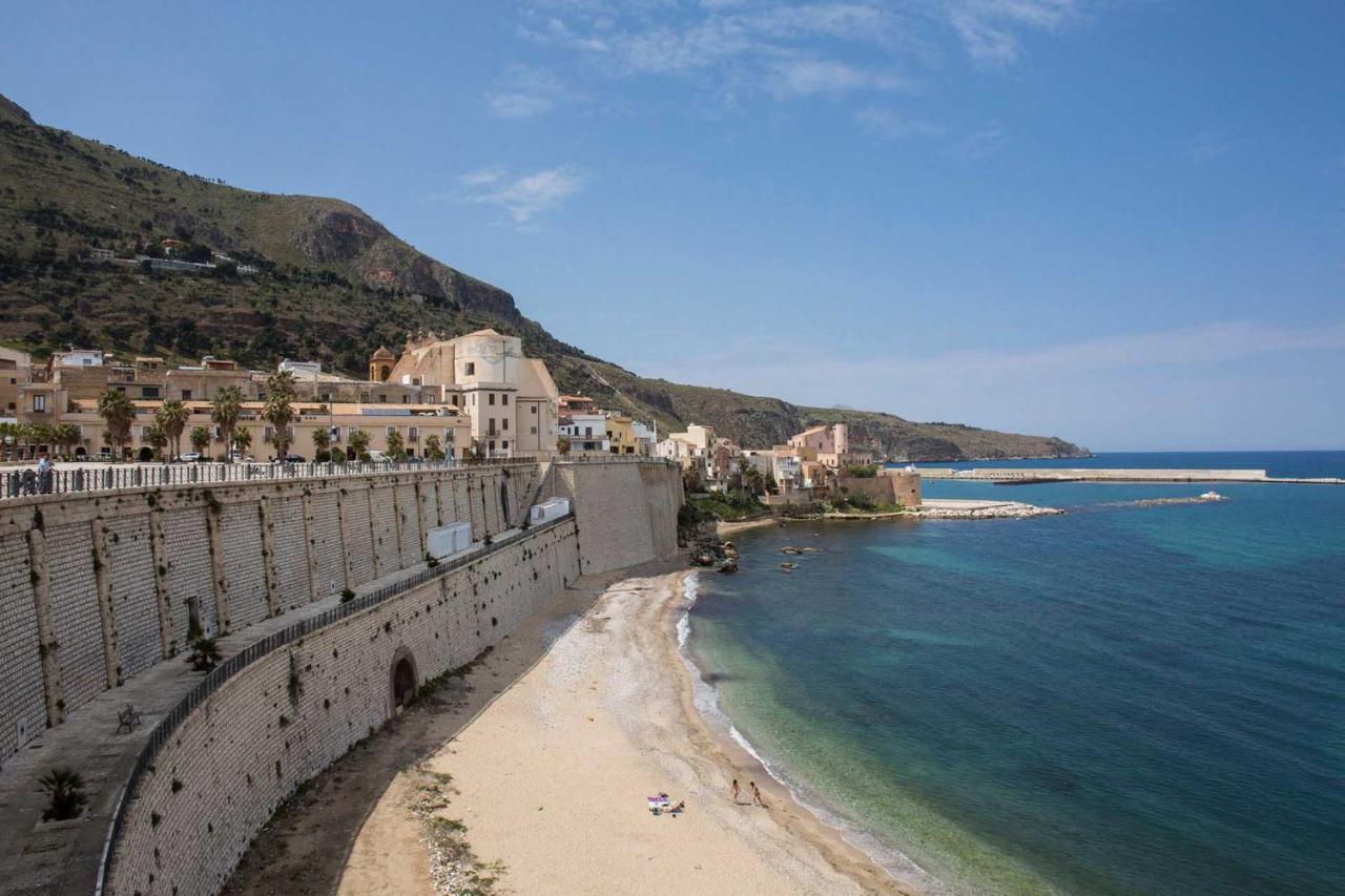 Hotel La Piazzetta Castellammare del Golfo Exterior foto